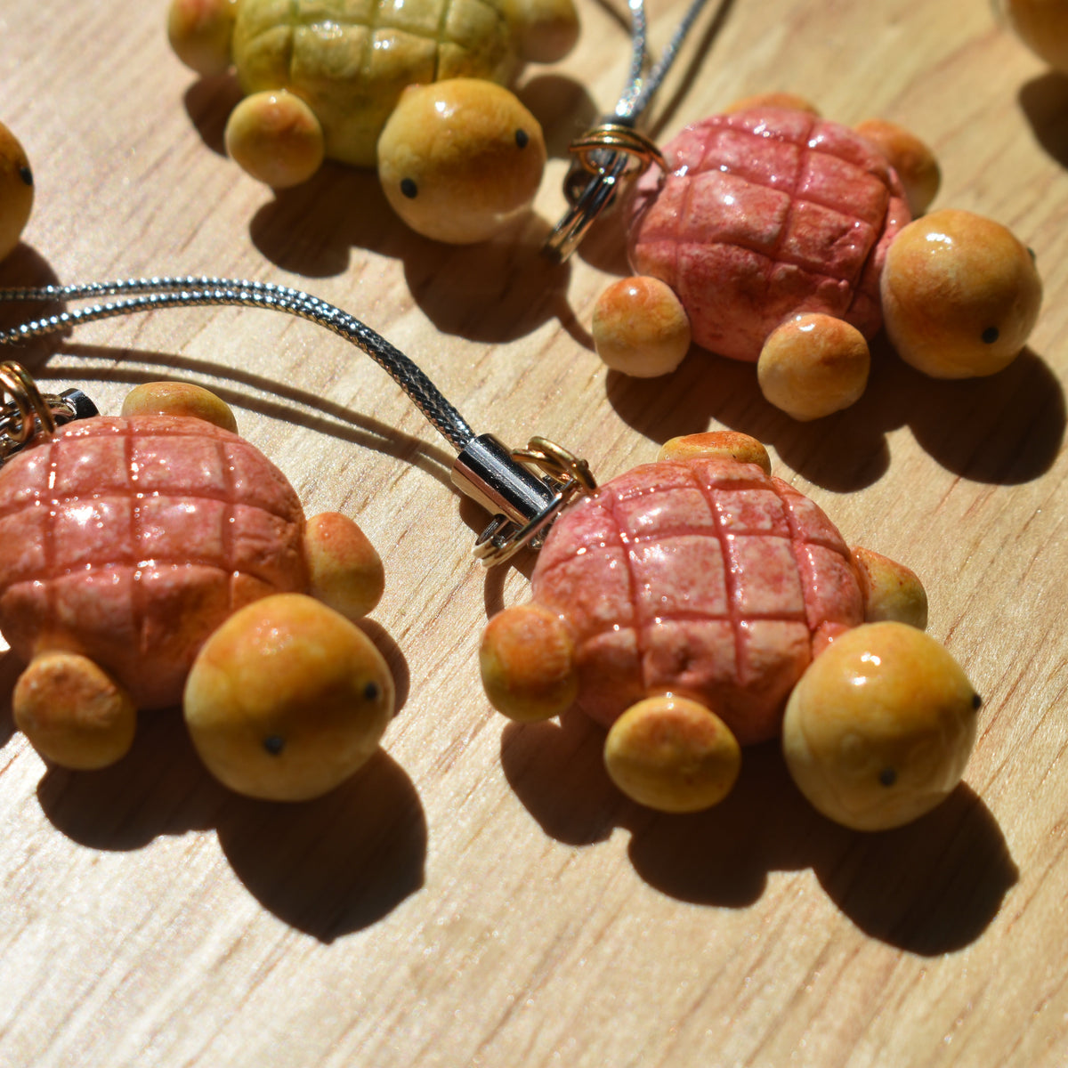  Small turtle-shaped melon pan bread pastry pendant charms. Phone charms, handmade gift